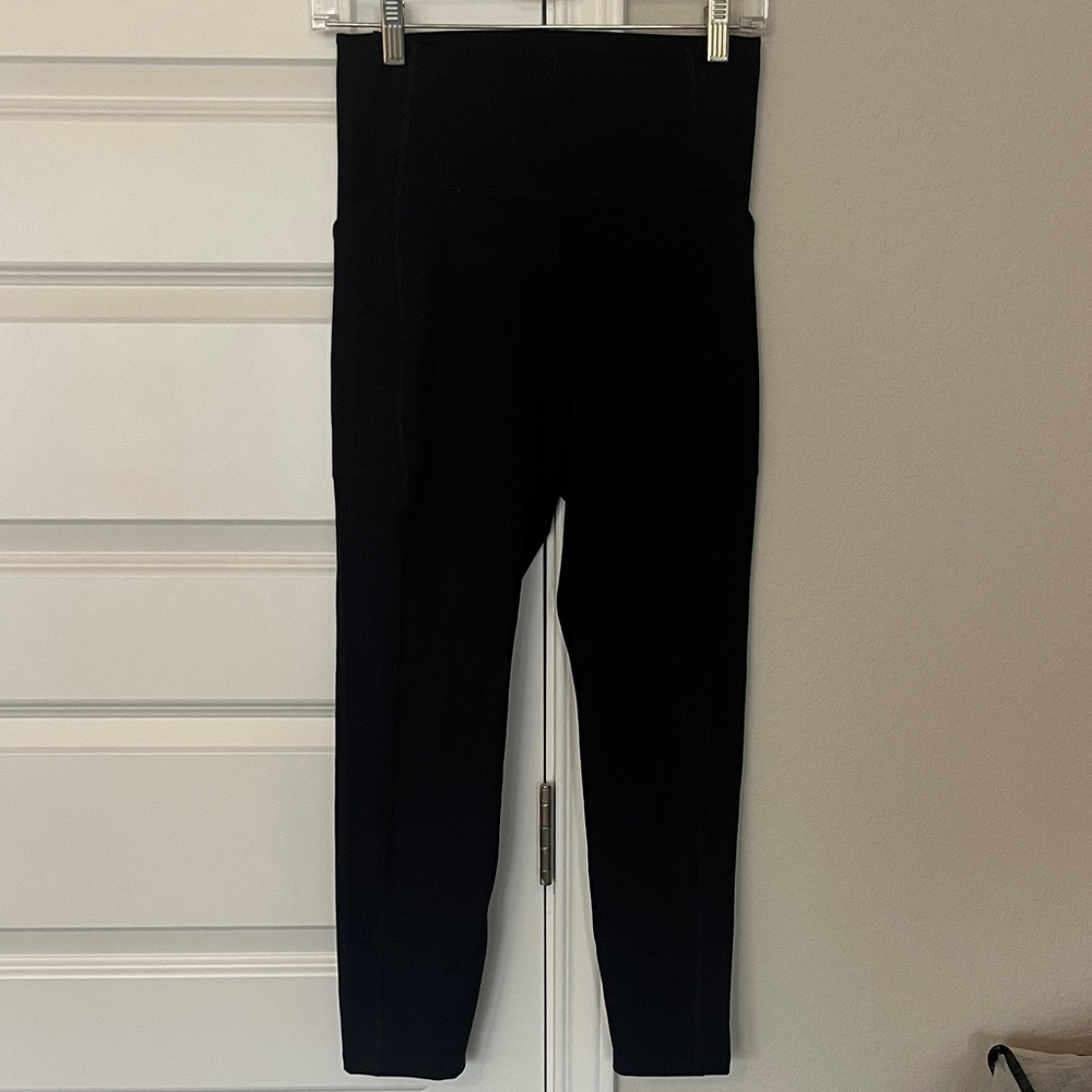 Girlfriend Collective Black pocket Leggings